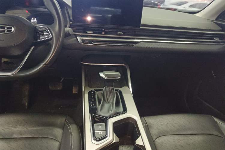 Used Geely Auto Emgrand 2023 4th Generation Champion Edition 1.5L CVT Prestige Model Gear Lever
