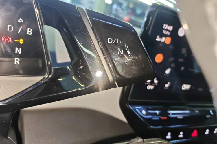 Used Volkswagen ID.3 2022 Pro Smart Edition Gear Lever