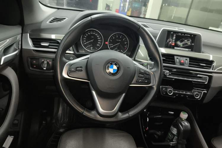 Used BMW X1 2016 sDrive18Li Luxury Model
