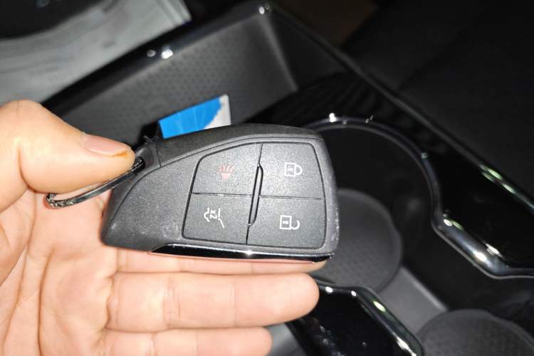 Used Chevrolet Equinox Plus 2024 102km RS Ultimate Edition
