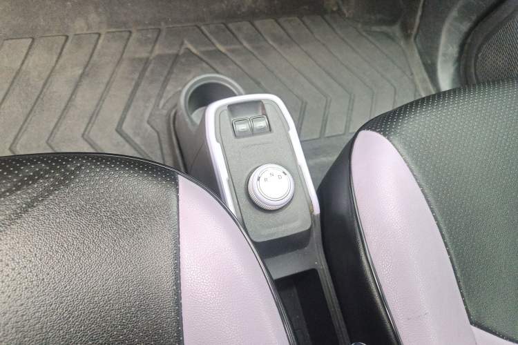 Used Chery QQ Ice Cream 2022 170km Sundae Ternary Lithium
