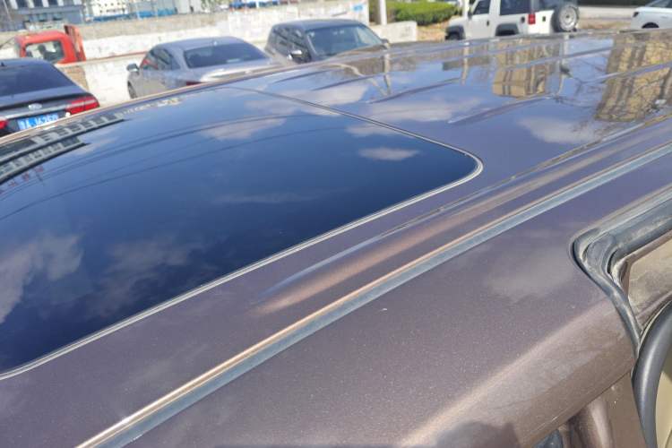 Used Buick GL8 2018 28T Luxury Model China VI Standard