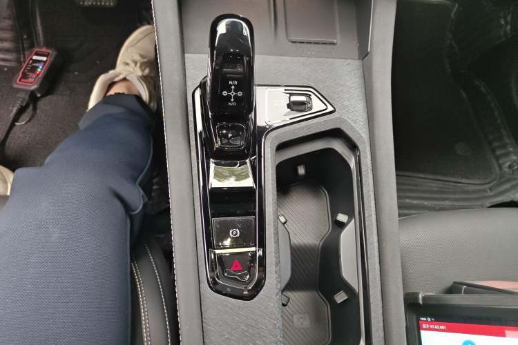 Used Lynk & Co 03 2025 1.5TD DCT Champion Edition Pro Gear Lever