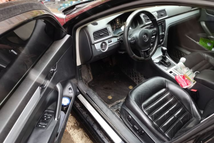 Used Volkswagen Passat 2013 1.8TSI DSG Prestige Edition Driver Seat