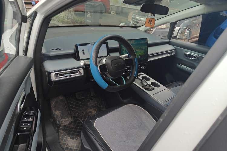 Used AION Y 2023 Plus 610 Enjoy Edition