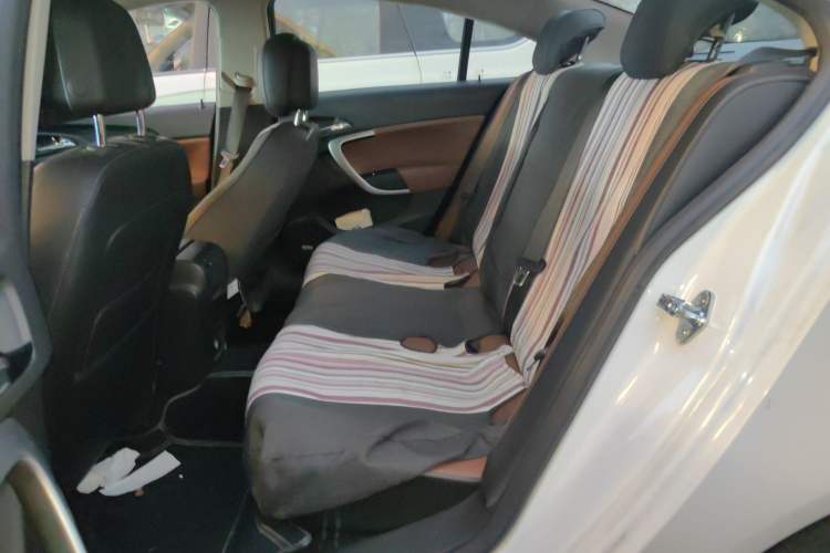 Used Buick Regal 2014 GS 2.0T Passionate Sport Edition Left Rear Seat