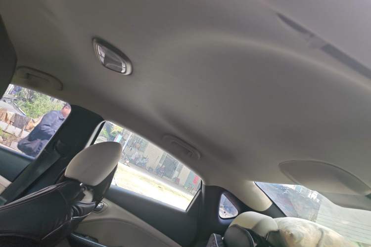 Used Fiat Viaggio 2012 1.4T Automatic Enjoyment Edition Headliner