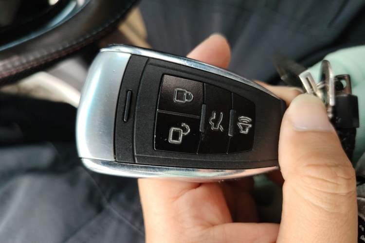 Used BAIC Beijing EU5 2018 R550 Smart Trend Edition