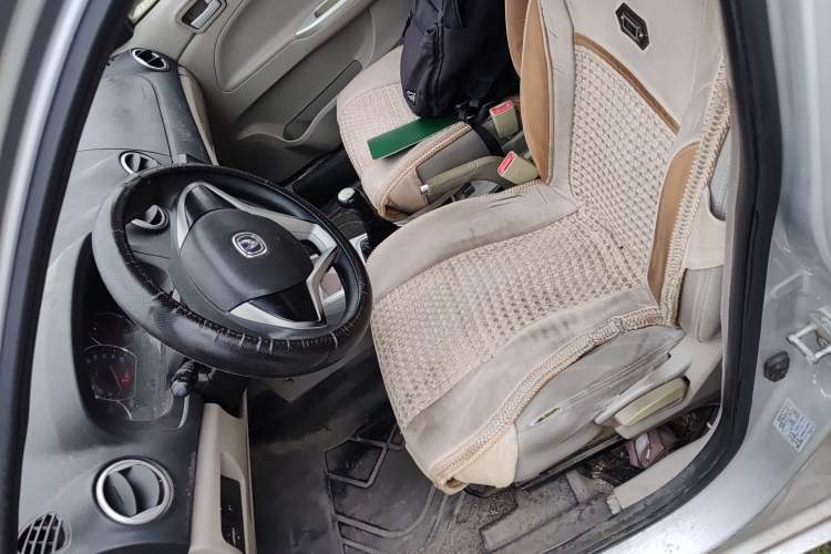 Used CHANGAN Alsvin V3 2012 1.3L Manual Comfort Version China IV Standard
