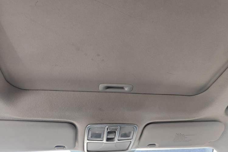 Used Hyundai ix35 2015 2.0L Automatic 2WD Smart Type China IV