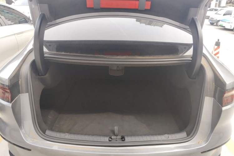 Used BYD Han 2024 EV Glory Edition 610 km All-Wheel Drive "Tian Shen Zhi Jia" Intelligent Driving Model