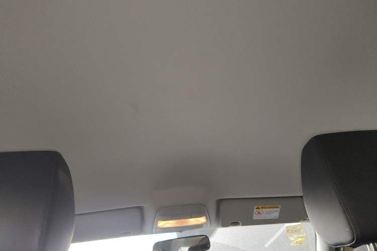 Used Bestune B30 2019 1.6L Automatic Comfort Model Headliner