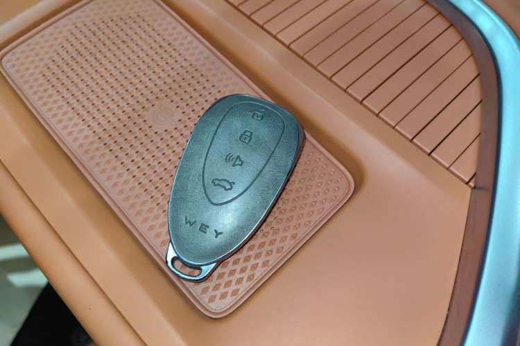 Used Wey Lanshan 2025 Four-Wheel Drive Max
