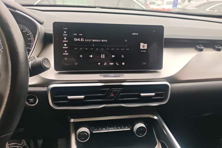 Used Geely Auto Coolray 2019 260T DCT Knight China V Standard
