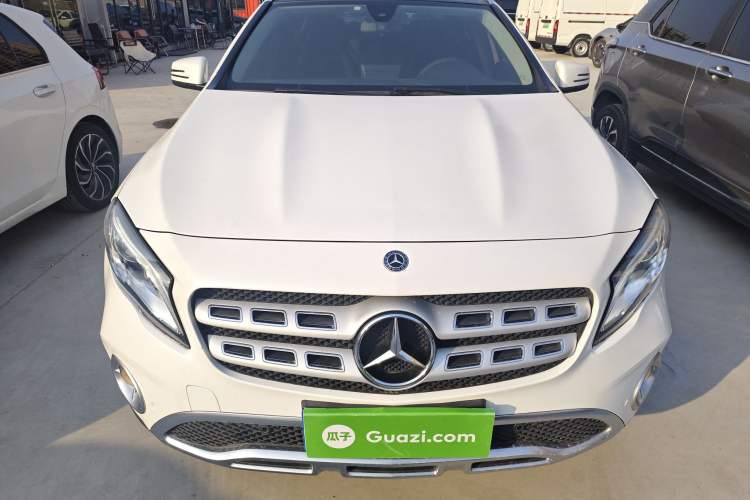 Used Mercedes-Benz GLA 2017 GLA 220 4MATIC Fashion Model
