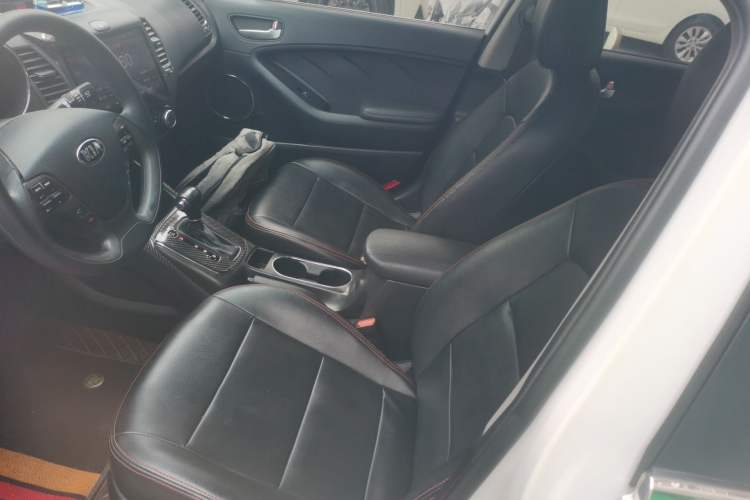 Used Kia K3 2016 1.6L Automatic with Sunroof Left Front Seat