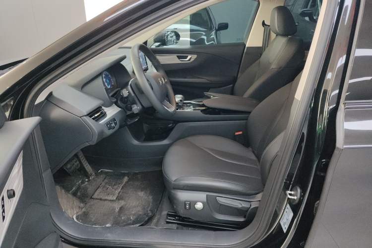 Used Hongqi E-QM5 2024 500km Range Edition