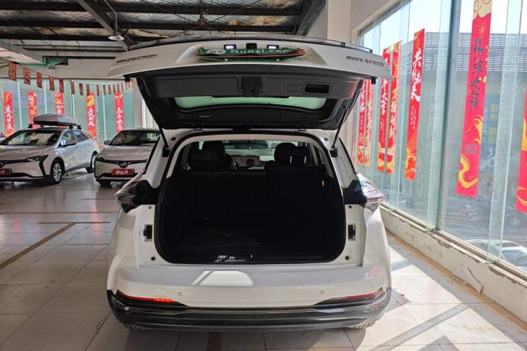 Used NETA U 2023 Neta U-Ⅱ 500 U Show Edition – Lithium Iron Phosphate