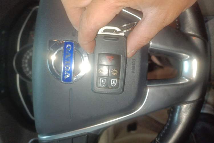 Used Volvo S60 2014 S60L 2.0T Zhiyuan Edition