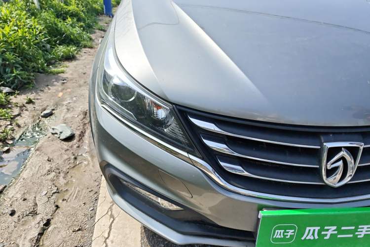 Used Baojun 310W 2017 1.5L Manual Luxury Edition China V
