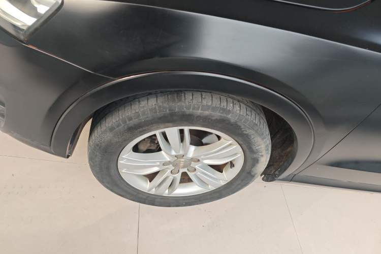 Used Audi Q3 2015 30 TFSI Comfort Model