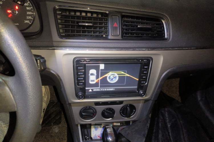 Used Volkswagen Lavida 2013 Revised Classic 1.6L Automatic Fashion Edition