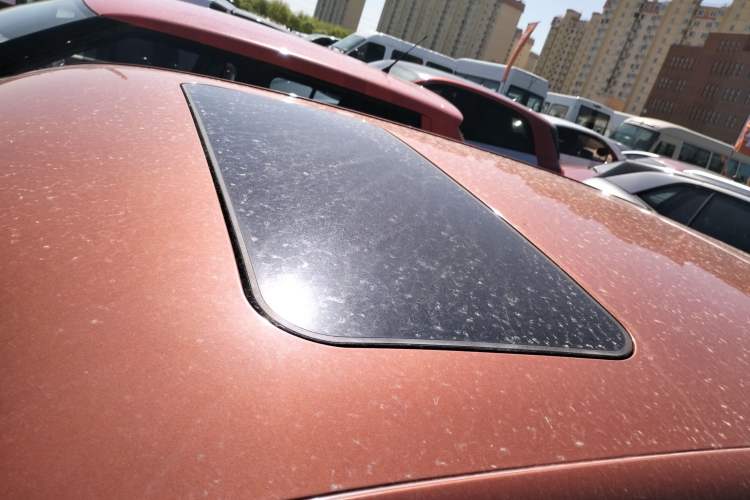 Used Skoda Fabia 2014 1.6L Automatic Crystal Edition
