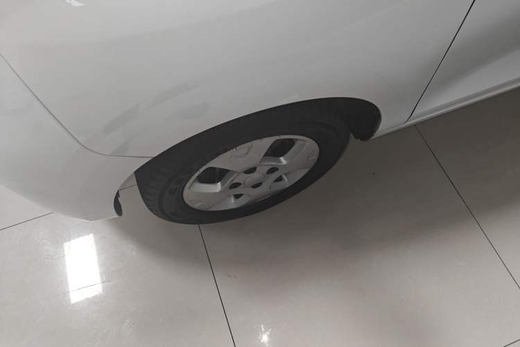 Used Roewe Clever 2021 302 km New Four-Seater Super-Efficient Version