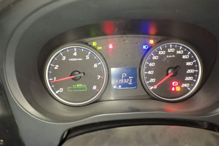 Used Mitsubishi Outlander 2017 2.0L Two-Wheel Drive Glory Edition 5 Seats
