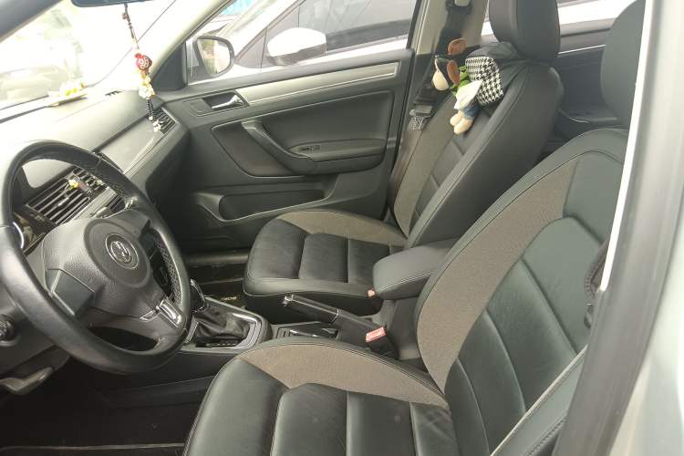 Used Volkswagen Bora 2014 1.6L Automatic Comfort Model
