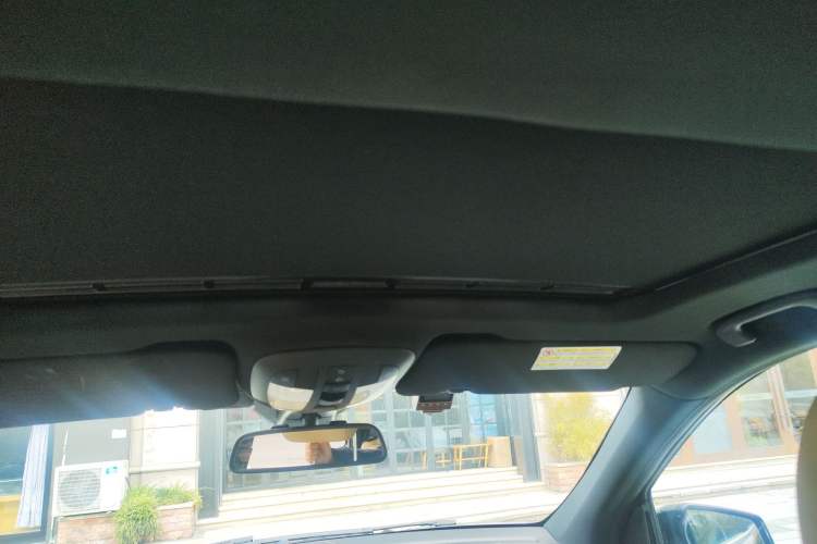 Used Mercedes-Benz M-Class 2010 ML 350 4MATIC Luxury Model Headliner