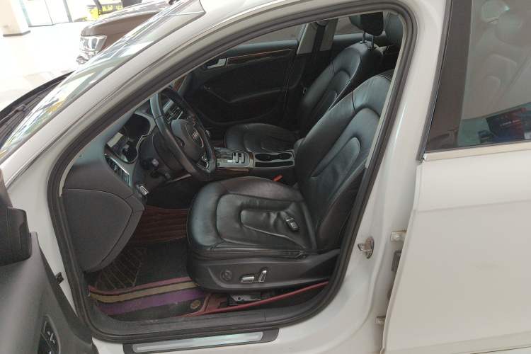 Used Audi A4L 2013 35 TFSI Automatic Standard Model
