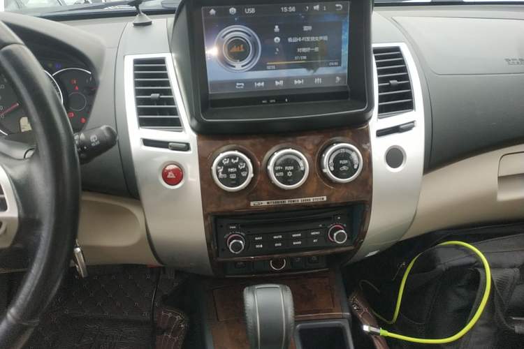 Used Mitsubishi Pajero Sport 2013 3.0L Automatic Two-Wheel Drive Luxury Edition