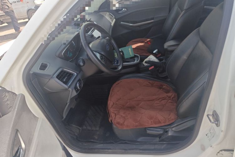 Used Ford Escort 2015 1.5L Automatic Fashion Model
