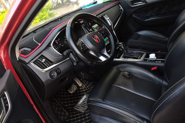 Used Roewe RX5 2016 20T Two-Wheel Drive Automatic Internet Smart Edition