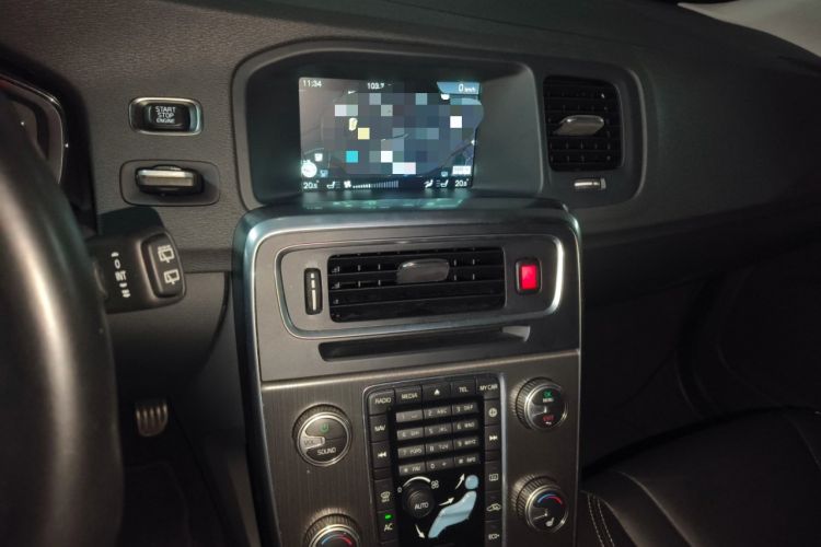 Used Volvo V60 2015 T5 Zhiya Edition