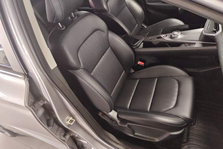 Used Geometry C 2022 Blueberry C400