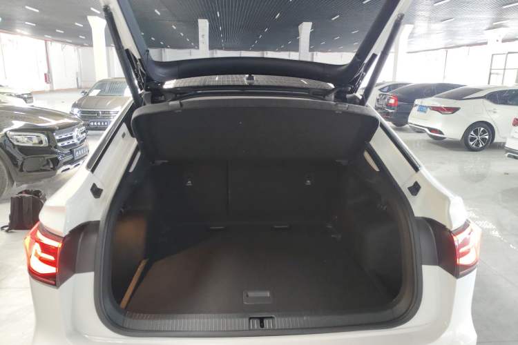 Used Volkswagen Tiguan X 2022 330TSI Two-Wheel-Drive Flagship Edition Trunk