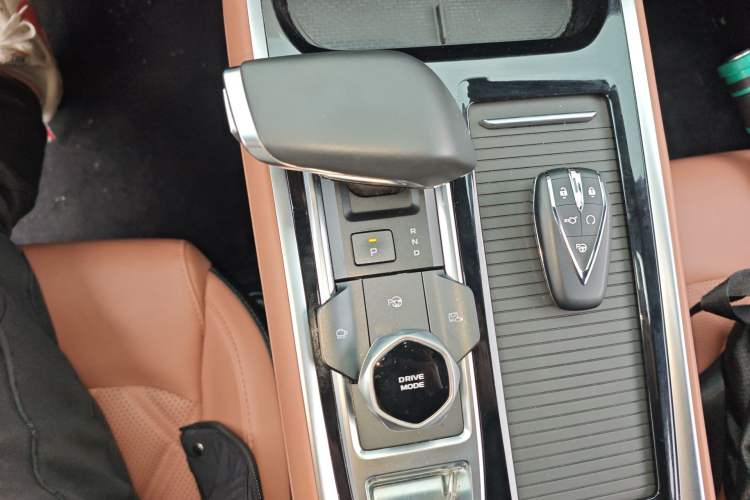 Used CHANGAN NEVO Q05 2023 125 Max Gear Lever