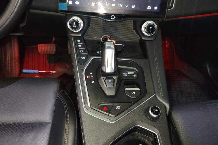 Used Lynk & Co 01 2021 2.0TD Two-Wheel-Drive Pro Trim
