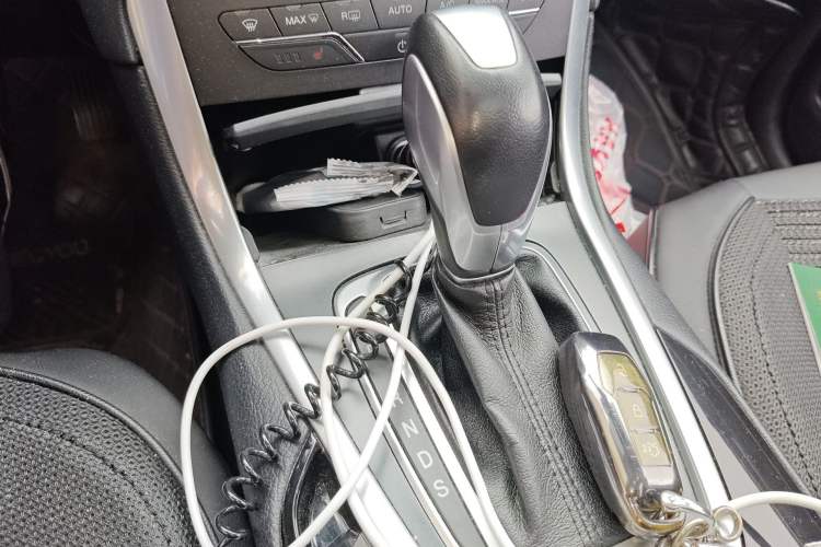 Used Ford Edge 2016 EcoBoost 245 Four-Wheel Drive Titanium Edition 7-Seater