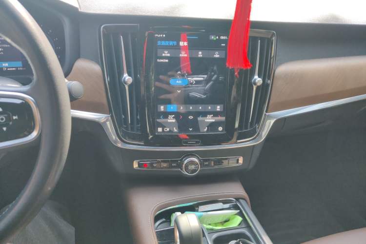 Used Volvo S90 2022 B5 Zhiyi Luxury Edition