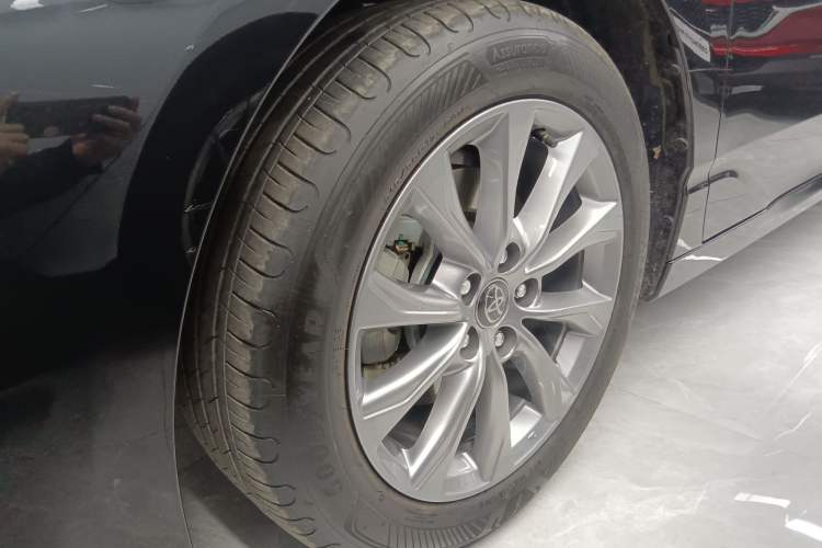 Used Toyota Avalon 2024 2.0L Ambition Edition