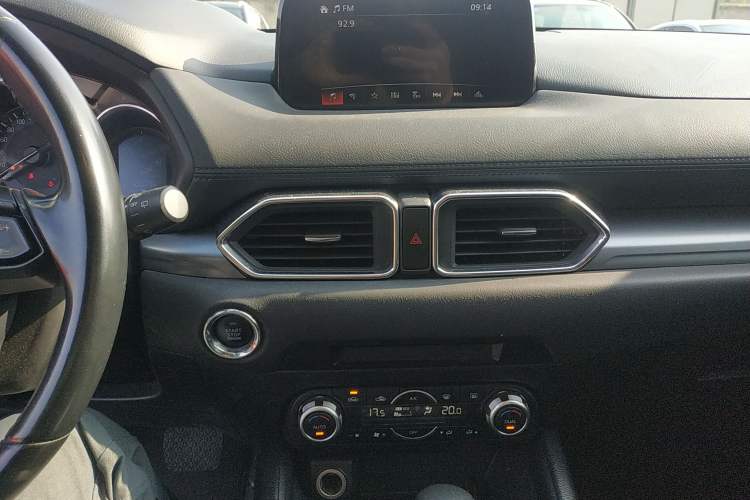 Used Mazda CX-5 2017 2.0L Automatic 2WD ZhiShang Trim China V Standard