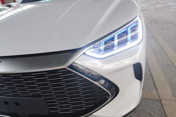 Used BYD Song PLUS New Energy 2021 DM-i 110KM Flagship PLUS Left Front Headlight