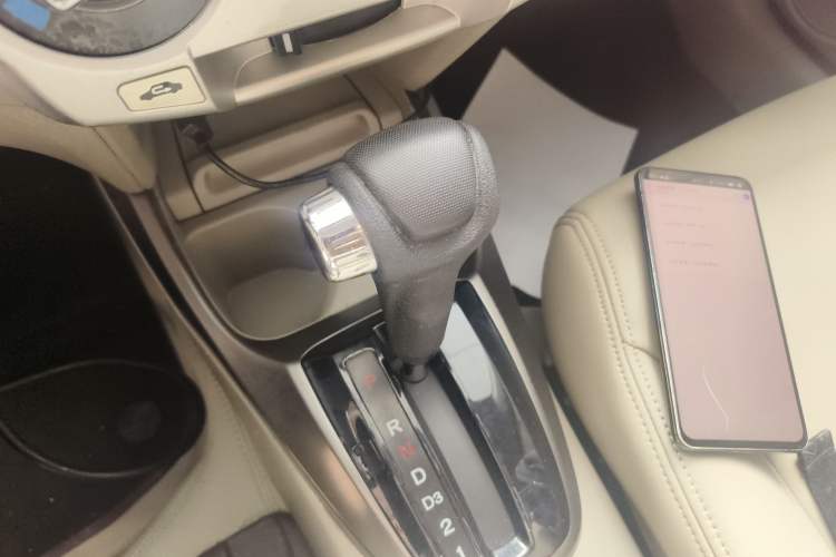 Used Honda City Classic 2012 1.5L Automatic Elite Edition Gear Lever