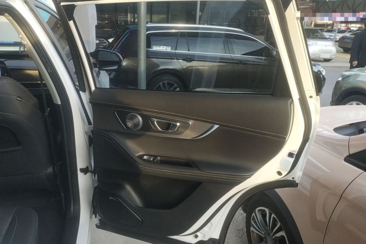 Used Chery Tiggo 8 PRO 2022 290T Two-Wheel Drive Sky Dome Edition 5 Seats