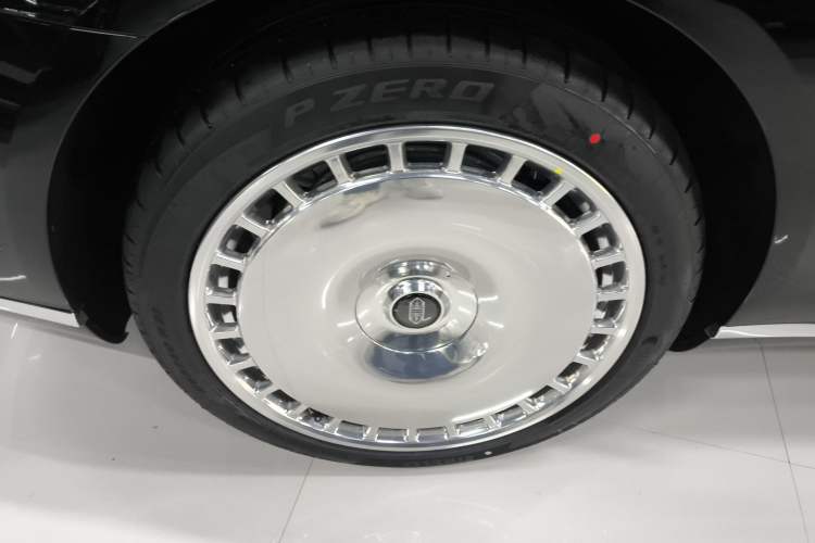 Used Hima S800 2025 Model, Range-Extended Starlight Premium Edition, 5 Seats
