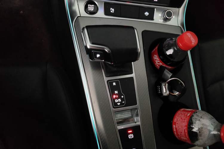 Used Audi A6 2021 Avant Futurist 40 TFSI Luxury Dynamic Model Gear Lever