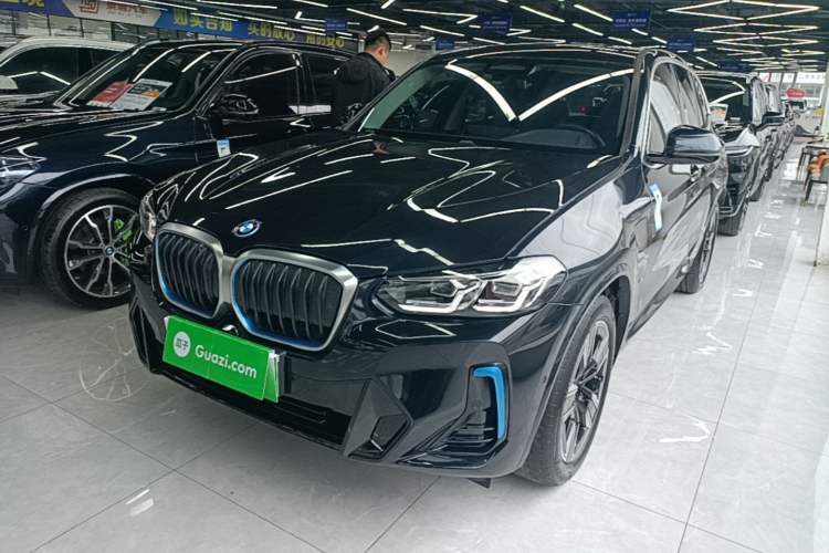 Used BMW iX3 2022 Leading Model